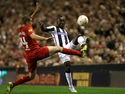 Pablo Armero a Jordan Henderson