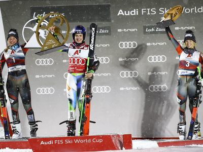 Slovinská lyžiarka Andreja Slokarová zvíťazila v sobotnej paralelnej súťaži Svetového pohára v rakúskom stredisku Lech/Zürs