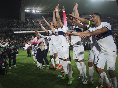Hráči PSG oslavujú postup do semifinále