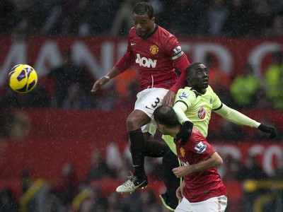 Patrice Evra, Ryan Giggs a Papiss Demba Cisse