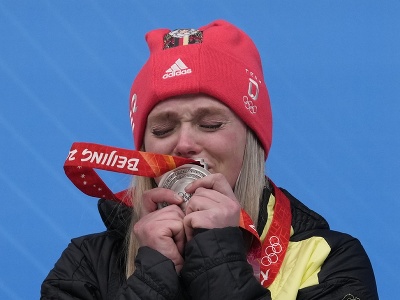Nemecká sánkarka Natalie Geisenbergerová získala na ZOH 2022 v Pekingu titul olympijskej šampiónky v súťaži jednotlivkýň