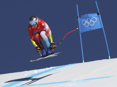 Švajčiarsky lyžiar Marco Odermatt nedokončil super-G na ZOH 2022