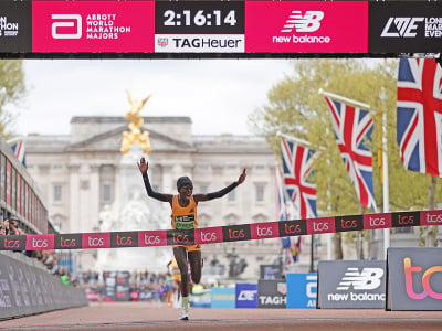 Peres Jepchirchirová na Londýnskom maratóne zvíťazila v svetovom rekorde