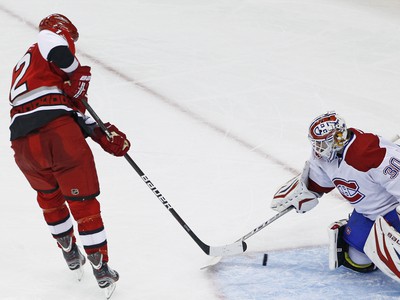 Peter Budaj a Eric Staal