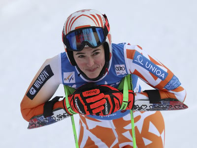 Petra Vlhová v cieli po druhom kole obrovského slalomu v Kronplatzi