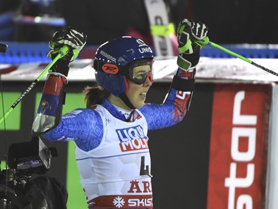 Petra Vlhová sa v obrovskom slalome stala majsterkou sveta a pre Slovensko vybojovala najcennejší kov