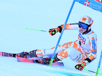 SSlovenská lyžiarka Petra Vlhová v 1. kole obrovského slalomu Svetového pohára žien v alpskom lyžovaní v talianskom Sestriere