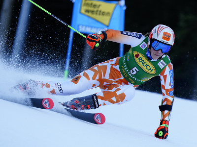 Petra Vlhová počas prvého kola obrovského slalomu v rakúskom Semmeringu