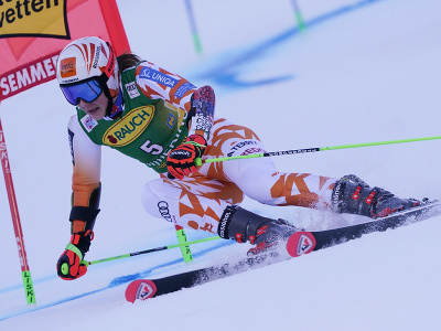 Petra Vlhová počas prvého kola obrovského slalomu v Semmeringu