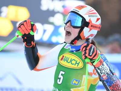 Slovenská lyžiarka Petra Vlhová v cieli po 2. kole obrovského slalomu