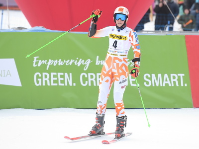 Na snímke slovenská lyžiarka Petra Vlhová v cieli po 2. kole v obrovskom slalome žien Svetového pohára v alpskom lyžovaní v slovinskej Kranjskej Gore