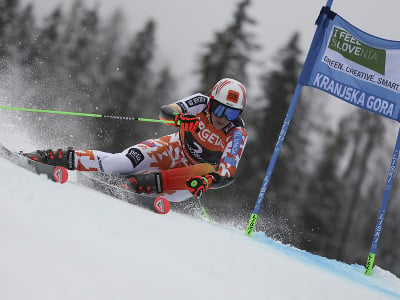 Petra Vlhová na trati v 1. kole obrovského slalomu Svetového pohára v slovinskej Kranjskej Gore