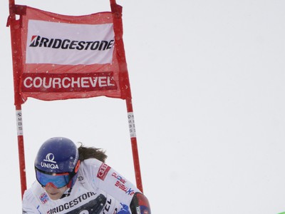Petra Vlhová na trati obrovského slalomu žien Svetového pohára vo francúzskom stredisku Courchevel