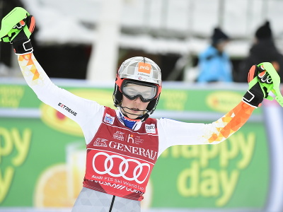 Petra Vlhová oslavuje víťazstvo v slalome