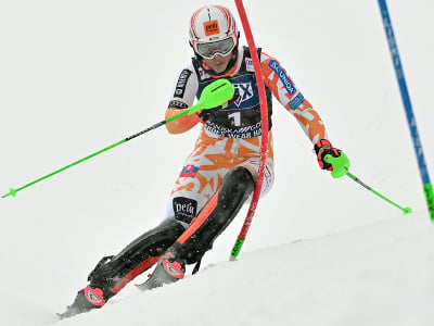 Slovenská lyžiarka Petra Vlhová na trati v 1. kole slalomu Svetového pohára v slovinskej Kranjskej Gore