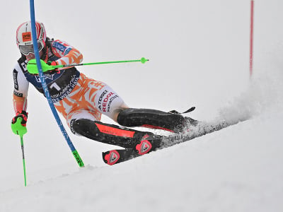 Slovenská lyžiarka Petra Vlhová na trati v 1. kole slalomu Svetového pohára v slovinskej Kranjskej Gore