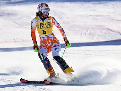 Na snímke slovenská lyžiarka Petra Vlhová reaguje v cieli po 2. kole slalomu