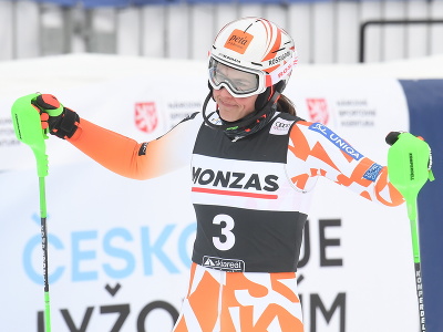 Na snímke slovenská lyžiarka Petra Vlhová reaguje v cieli 2. kola slalomu žien Svetového pohára v alpskom lyžovaní v českom Špindlerovom Mlyne