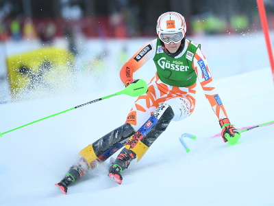 Slovenská lyžiarka Petra Vlhová v 1. kole nočného slalomu žien v Semmeringu