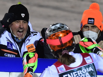 Slovenská lyžiarka Petra Vlhová sa teší po triumfe v utorkovom slalome Svetového pohára alpských lyžiarok v Záhrebe v utorok 4. januára 2022