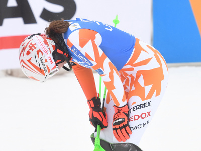 Na snímke slovenská lyžiarka Petra Vlhová reaguje v cieli po 2. kole slalomu žien Svetového pohára v alpskom lyžovaní v českom Špindlerovom Mlyne
