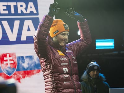 Slovenská lyžiarka Petra Vlhová počas verejného žrebu poradia štartu obrovského slalomu žien v rámci Svetového pohára v alpskom lyžovaní v Jasnej