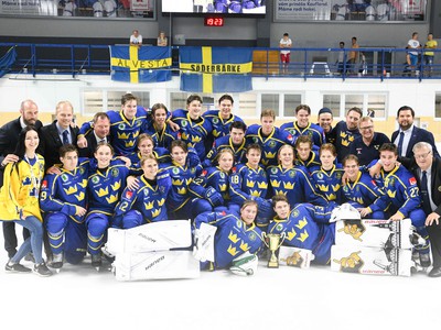 Švédski mladíci s bronzovými medailami