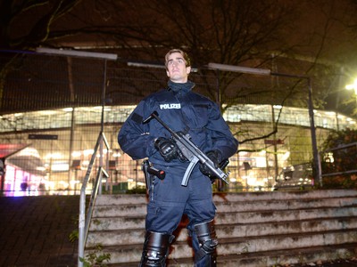 Nemecká polícia pre hrozbu