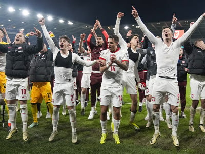 Futbalisti Poľska oslavujú postup na EURO 2024