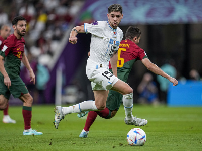 Federico Valverde, Raphael Guerreiro v súboji
