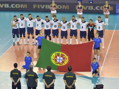 Hráči Portugalska počas štátnej hymny pred začiatkom zápasu