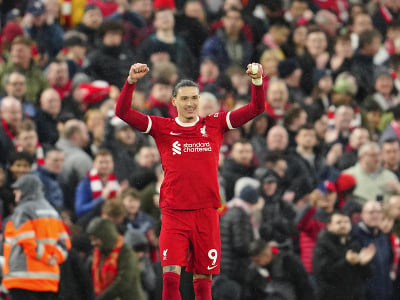 Hráč Liverpoolu Darwin Núňez oslavuje úvodný gól