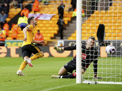 Pablo Sarabia strieľa víťazný gól Wolverhamptonu