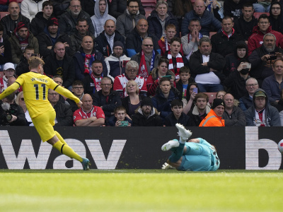 Timo Werner strieľa gól do siete Southamptonu