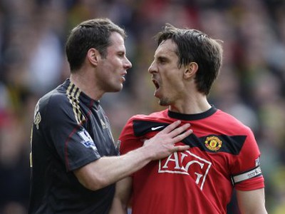 Jamie Carragher a Gary Neville
