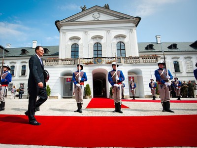 Miroslav Šatan prichádza do Grassalkovičovho paláca