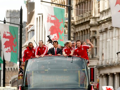 Prekrásne privítanie pre hráčov Walesu