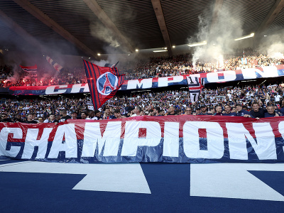 Futbaloví fanúšikovia Paríža St.