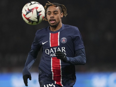 Francúzsky futbalista Bradley Barcola