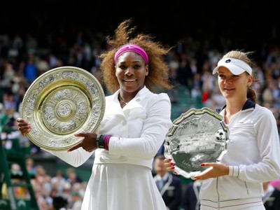 Serena Williamsová a Agnieszka Radwanská