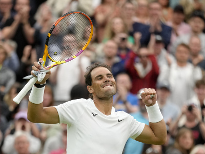 Rafael Nadal oslavuje triumf