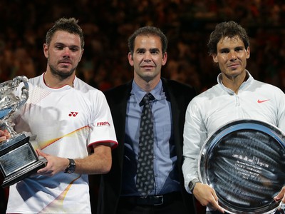 Rafael Nadal a Stanislas Wawrinka s trofejami