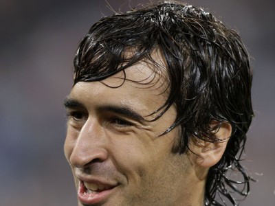 Raúl oslavuje