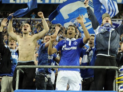 Raúl medzi fanúšikmi Schalke