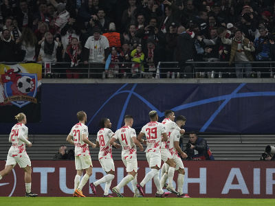 Futbalisti Lipska oslavujú gól v Lige majstrov
