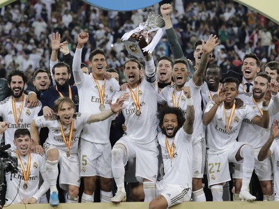Oslavy hráčov Realu Madird po zisku Španielskeho superpohára