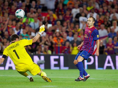 Iniesta proti Casillasovi