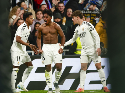 Brazílčan Endrick oslavuje strelený