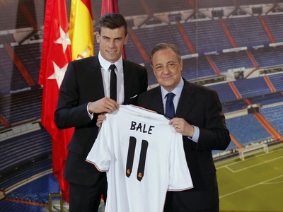 Gareth Bale s dresom