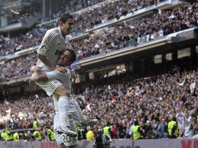 Gonzalo Higuaín a Angel Di Maria